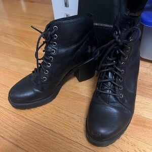 Black Lace-Up Ankle Boots Vagabond Size 38​